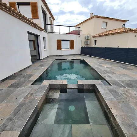 305 Villa De Standing Avec Piscine Frontignan